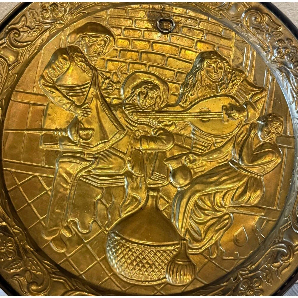 Vintage Large Hammered Brass Musicians Wall Decorative Plate 16.5